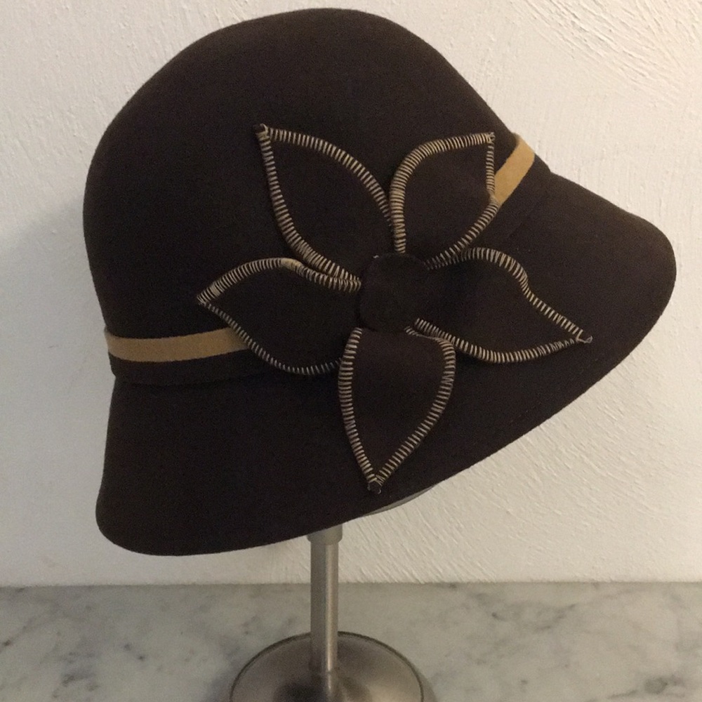 Vintage Chinese Laundry 100% wool hat